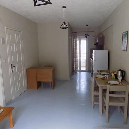 Afrodite Spacious Apartments! Agia Efimia Extérieur photo