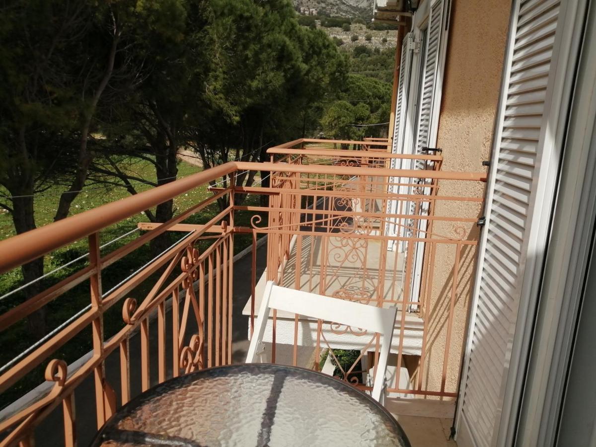 Afrodite Spacious Apartments! Agia Efimia Extérieur photo
