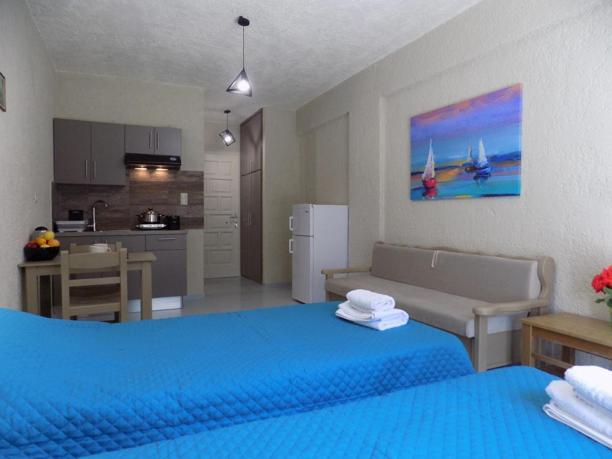 Afrodite Spacious Apartments! Agia Efimia Extérieur photo