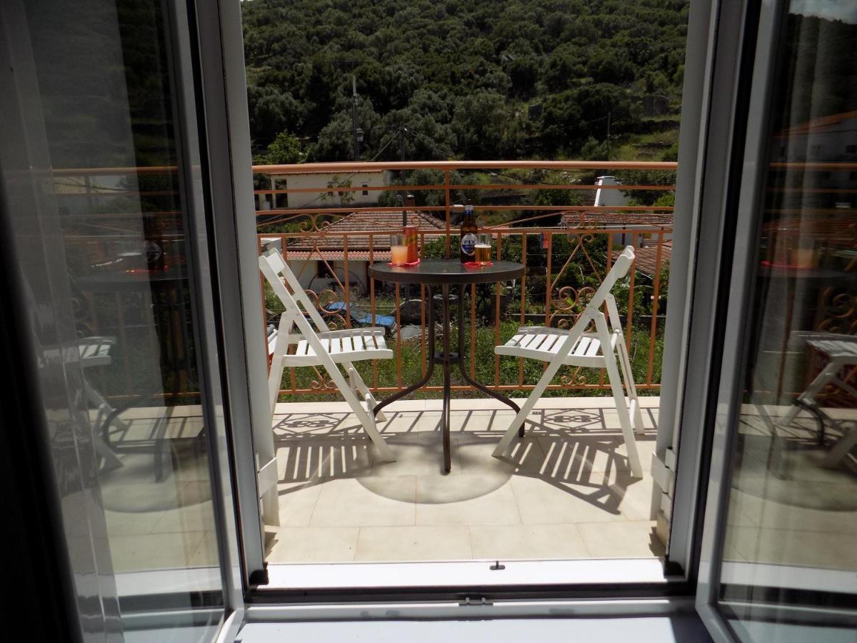 Afrodite Spacious Apartments! Agia Efimia Extérieur photo