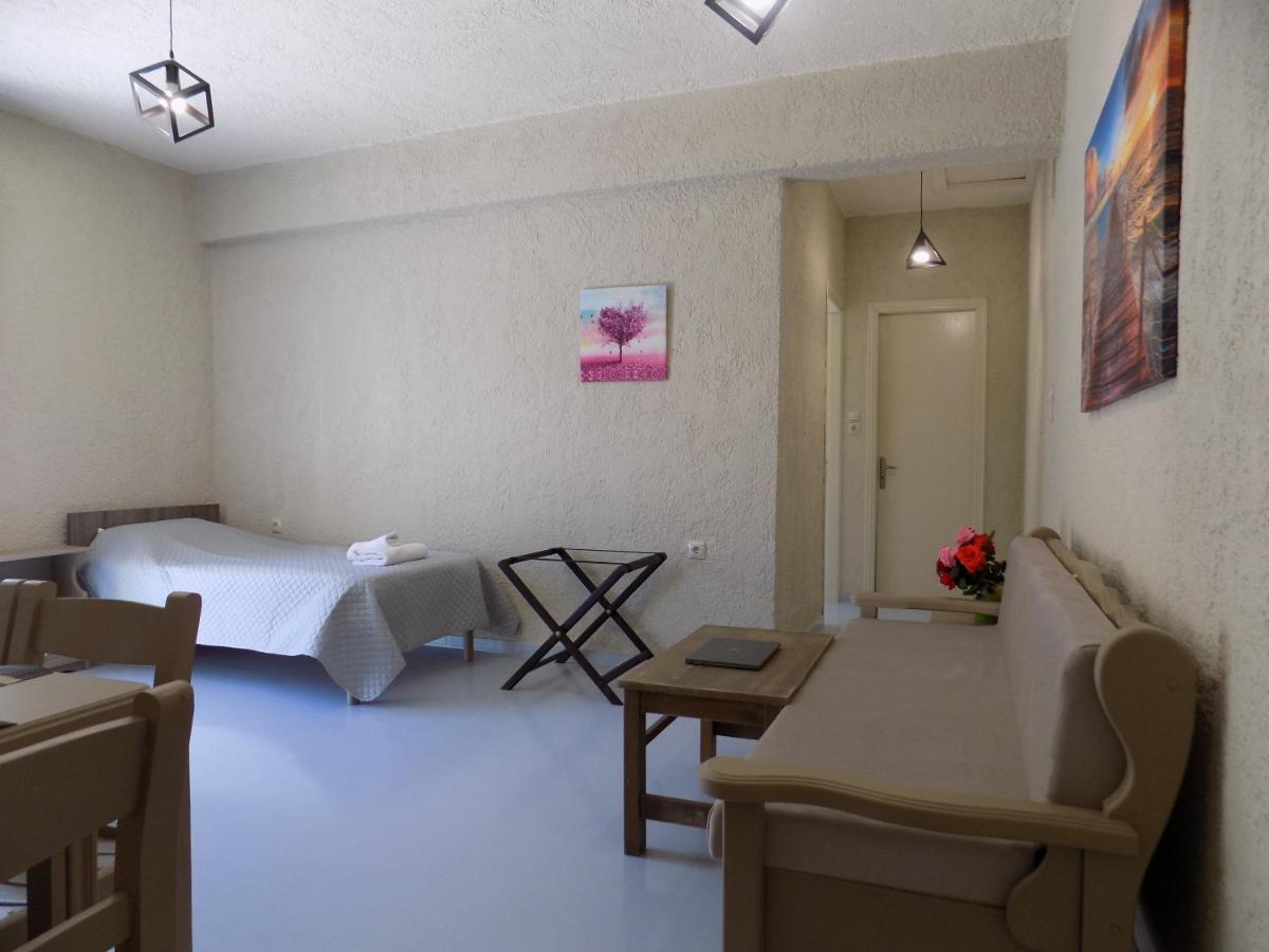 Afrodite Spacious Apartments! Agia Efimia Extérieur photo