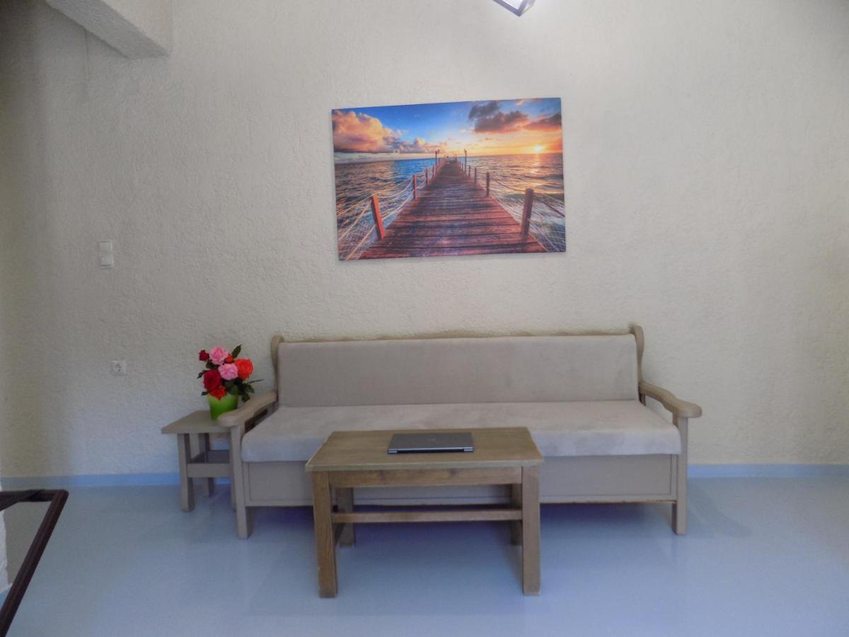 Afrodite Spacious Apartments! Agia Efimia Extérieur photo