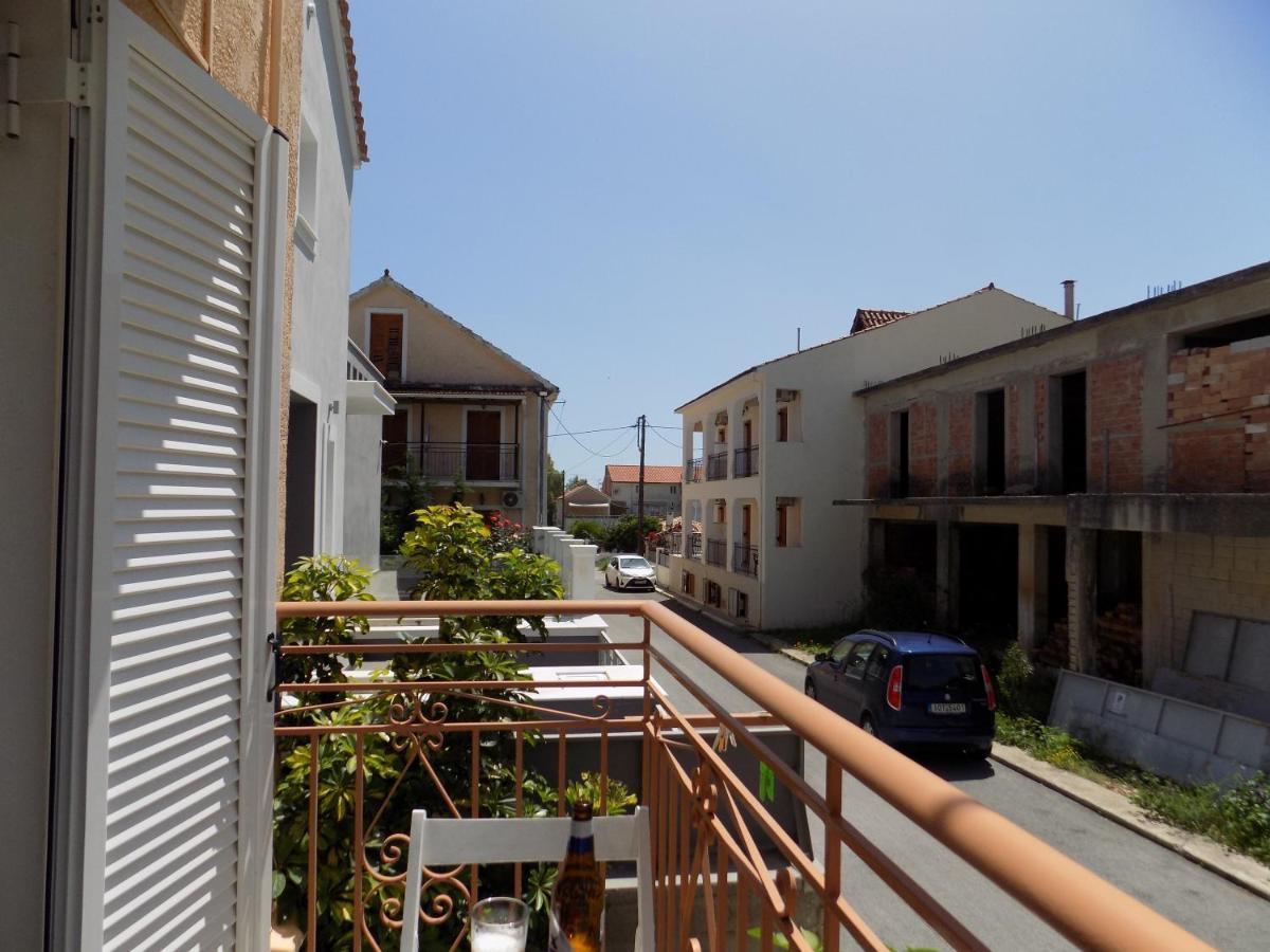 Afrodite Spacious Apartments! Agia Efimia Extérieur photo