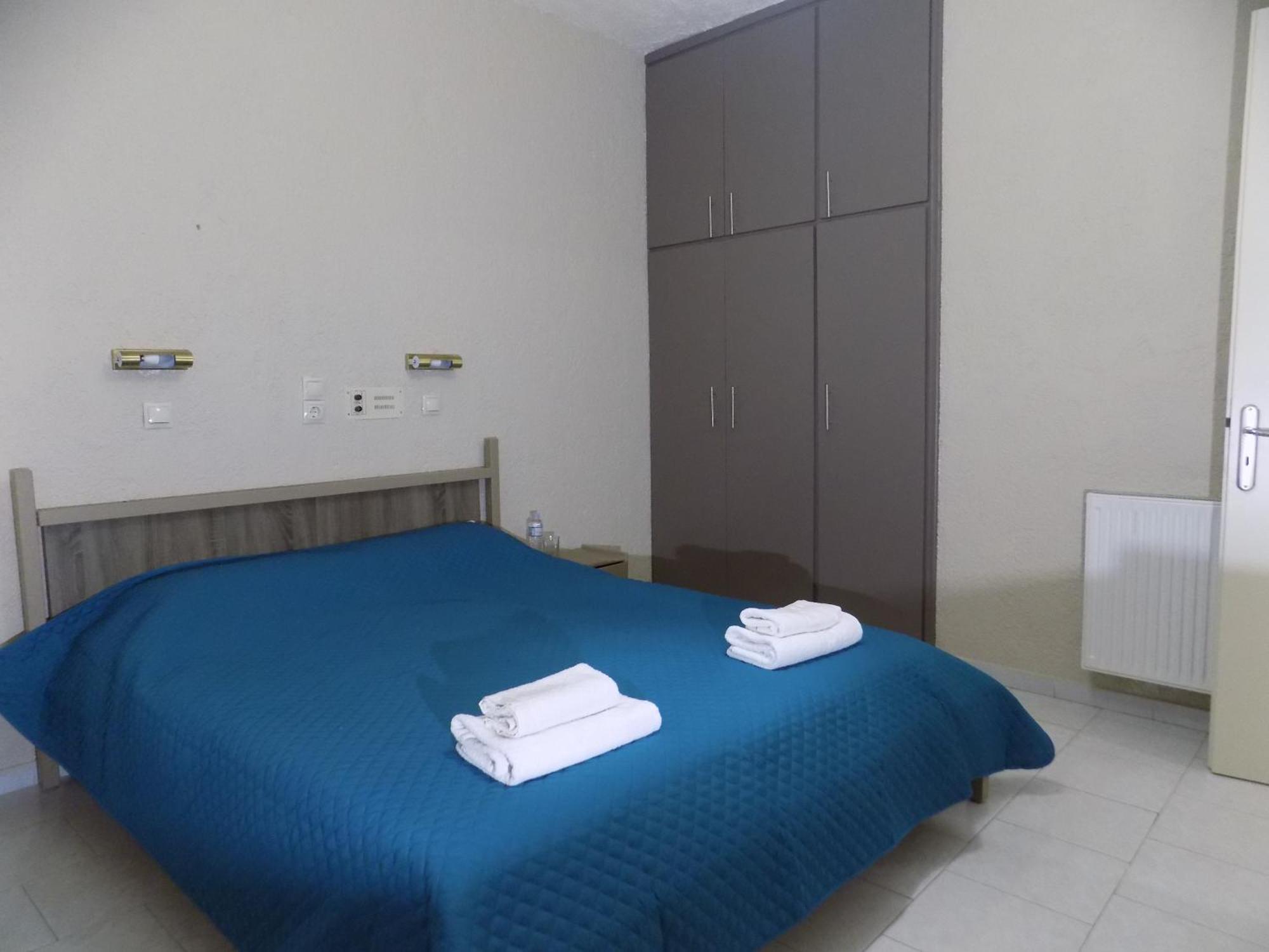 Afrodite Spacious Apartments! Agia Efimia Extérieur photo